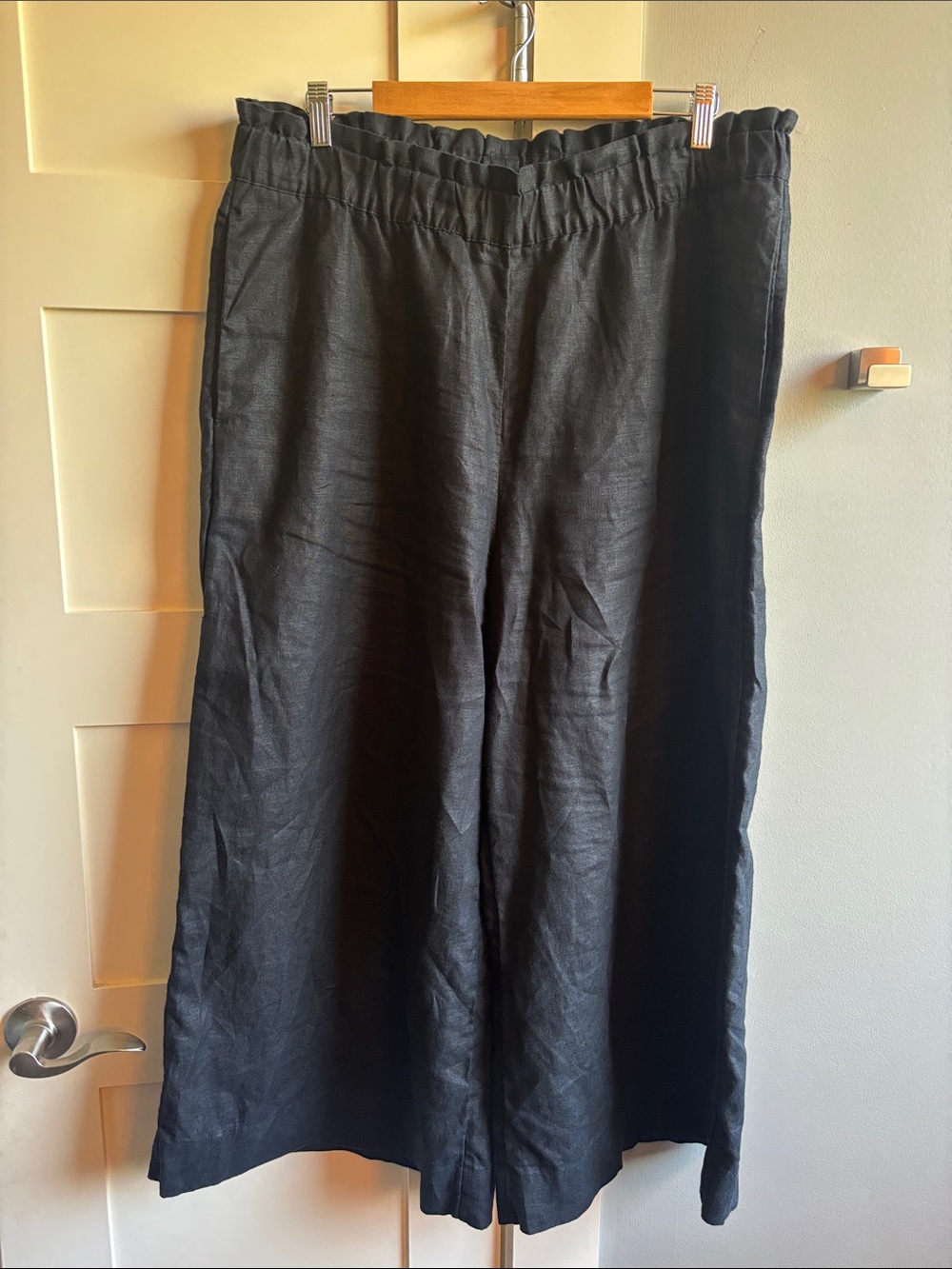 Chico’s 3 (16) 100% linen black wide leg crop pants elastic waist